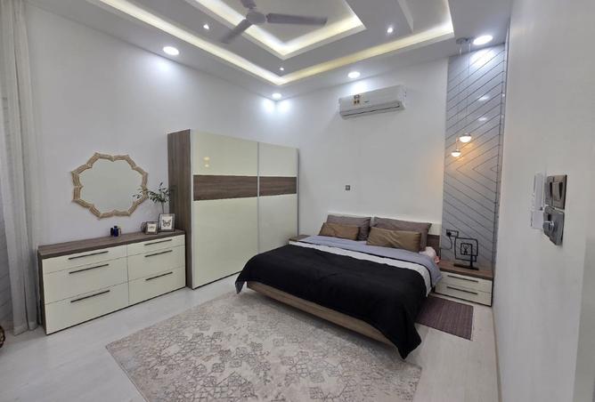 962491 - Property Image 2