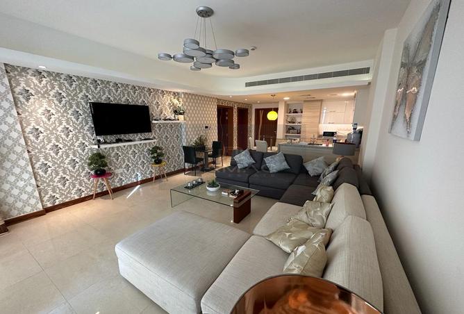 963528 - Property Image 2
