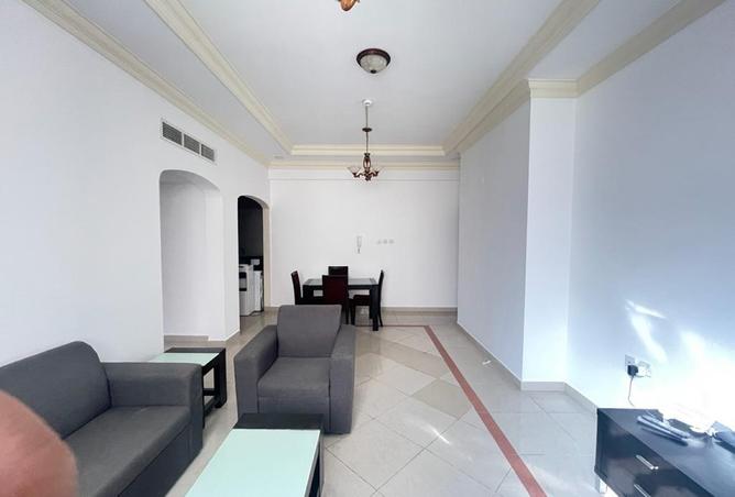 957796 - Property Image 2
