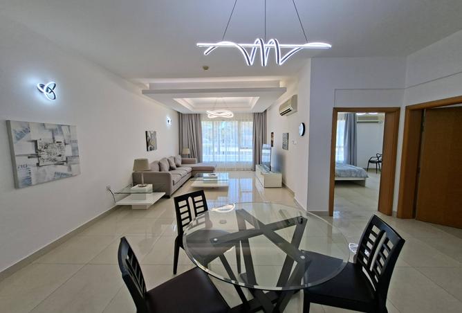 966703 - Property Image 3