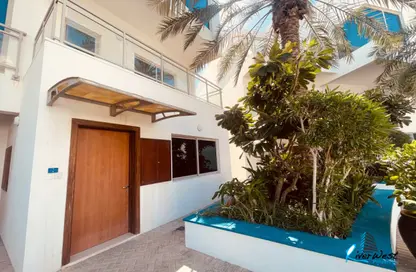 Villa - 3 Bedrooms - 4 Bathrooms for rent in Amwaj Avenue - Amwaj Islands - Muharraq Governorate