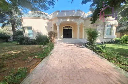 فيلا - 4 غرف نوم - 5 حمامات للايجار في الجسرة - المحافظة الشمالية