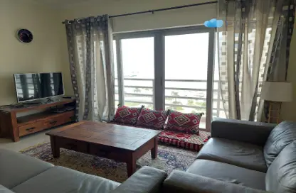 Living Room image for: Apartment - 2 Bedrooms - 2 Bathrooms for sale in Busaiteen - Muharraq Governorate, Image 1
