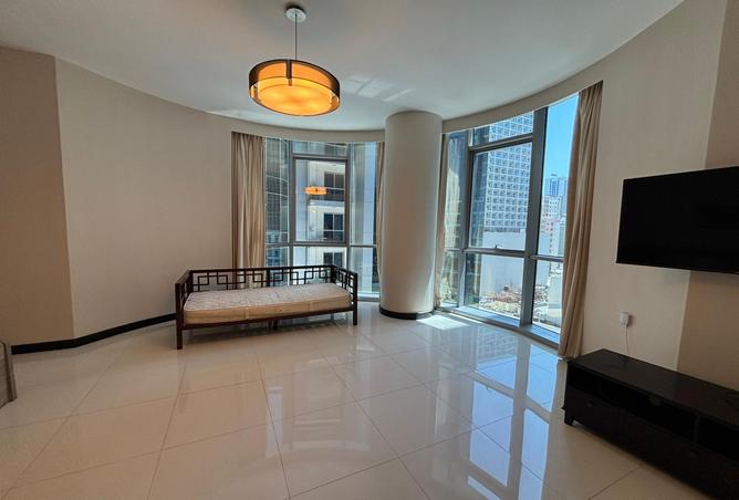 952387 - Property Image 2
