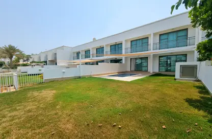 Villa - 4 Bedrooms - 5 Bathrooms for sale in Tala Island - Amwaj Islands - Muharraq Governorate
