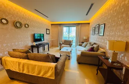 Apartment - 2 Bedrooms - 3 Bathrooms for rent in Reef Island - Capital Governorate