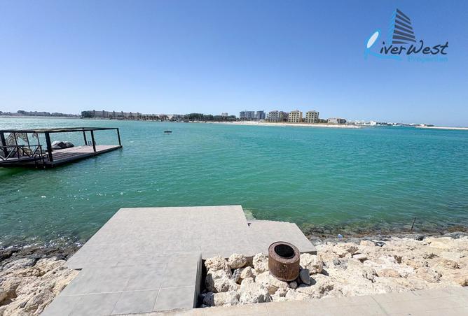 961293 - Property Image 2