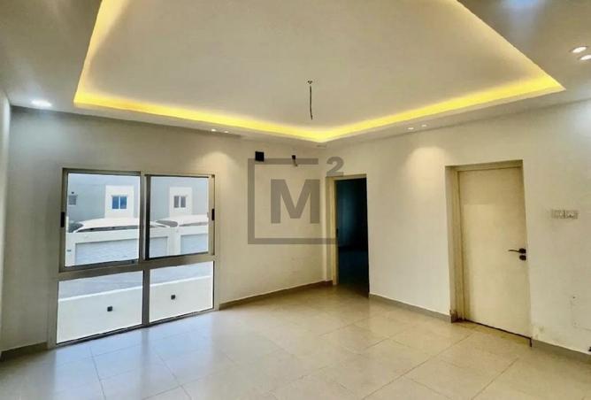 953839 - Property Image 2