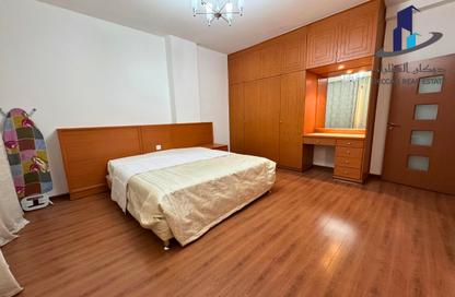 Apartment - 2 Bedrooms - 3 Bathrooms for rent in Al Juffair - Capital Governorate