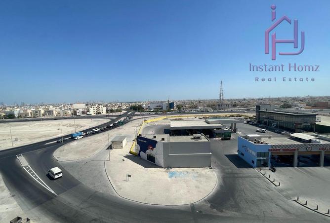 989196 - Property Image 2