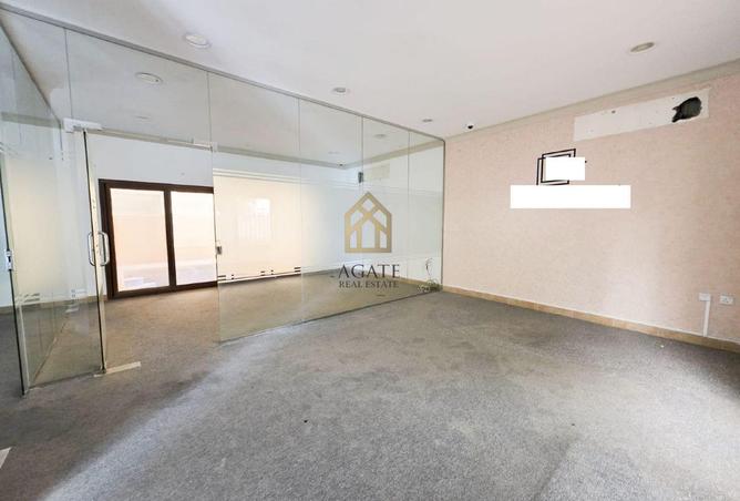 980045 - Property Image 2