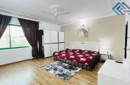 Apartment - 3 Bedrooms - 3 Bathrooms for rent in Busaiteen - Muharraq Governorate