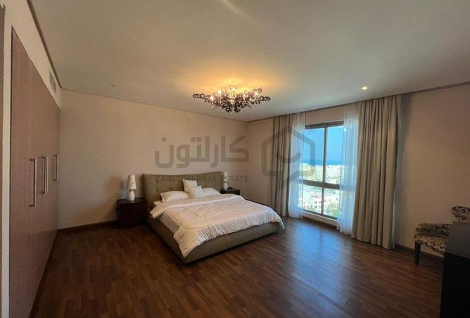 963498 - Property Image 3