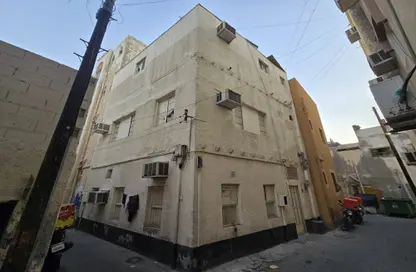 عمارة بالكامل - 5 غرف نوم - 3 حمامات للبيع في سوق المنامة - المنامة - محافظة العاصمة