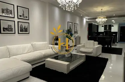 Apartment - 2 Bedrooms - 3 Bathrooms for rent in Al Juffair - Capital Governorate