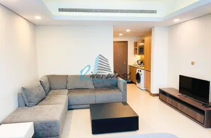 Apartment - Studio - 1 Bathroom for rent in Busaiteen - Muharraq Governorate