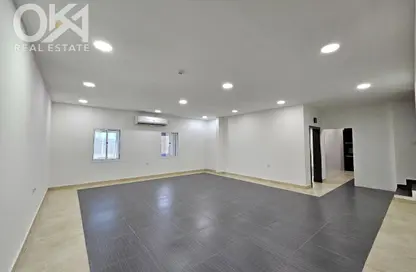 Apartment - 5 Bedrooms - 4 Bathrooms for rent in Saar - Northern Governorate