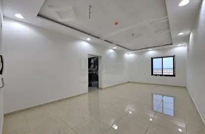 شقة - 4 غرف نوم - 6 حمامات للبيع في الحد - المحرق