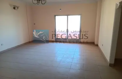 Empty Room image for: Office Space - Studio - 2 Bathrooms for rent in Adliya - Manama - Capital Governorate, Image 1