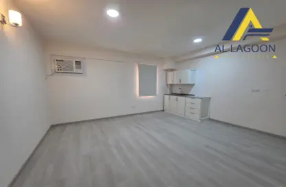 Apartment - Studio - 1 Bathroom for rent in Manama - Capital Governorate