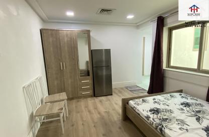 Apartment - Studio - 1 Bathroom for rent in Zinj - Manama - Capital Governorate