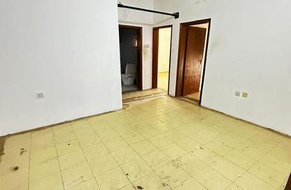 Apartment - 2 Bedrooms - 1 Bathroom for rent in Hoora - Capital Governorate