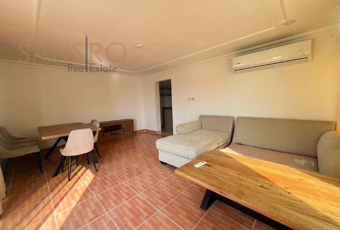 981815 - Property Image 3