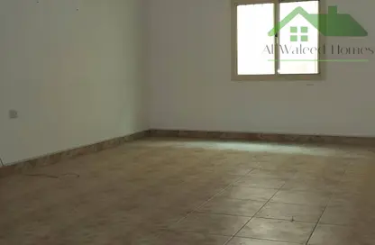Apartment - 3 Bedrooms - 2 Bathrooms for rent in Arad - Muharraq Governorate
