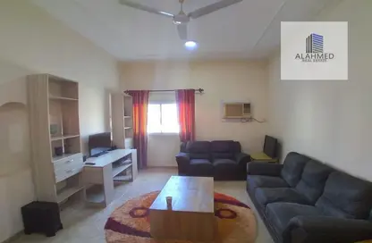 Apartment - 2 Bedrooms - 2 Bathrooms for rent in Bu Ghazal - Manama - Capital Governorate