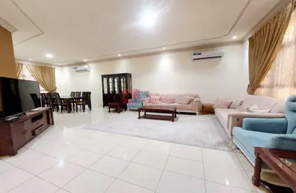 Living / Dining Room image for: Villa - 3 Bedrooms - 4 Bathrooms for rent in Adliya - Manama - Capital Governorate, Image 1