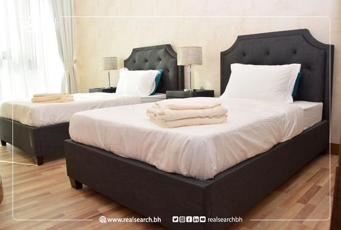 956318 - Property Image 3