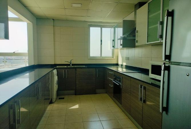 963645 - Property Image 3
