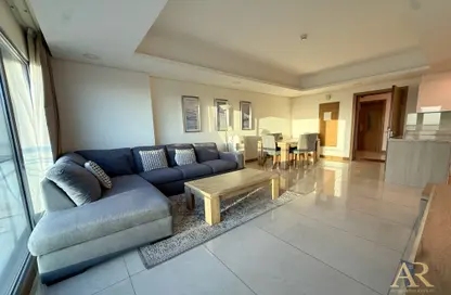 Apartment - 3 Bedrooms - 3 Bathrooms for rent in Al Juffair - Capital Governorate