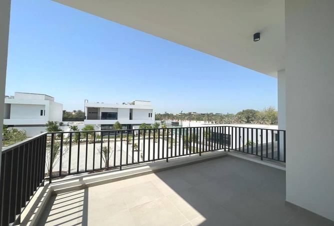 965901 - Property Image 2