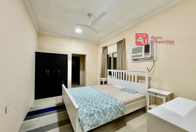 985872 - Property Image 2