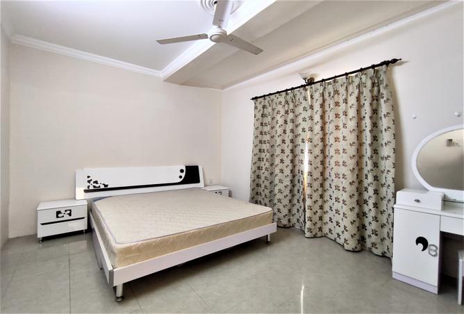 966662 - Property Image 2