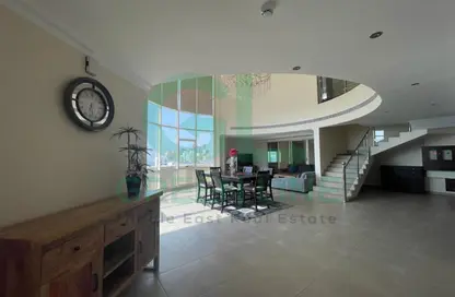 Penthouse - 4 Bedrooms - 4 Bathrooms for rent in Al Juffair - Capital Governorate