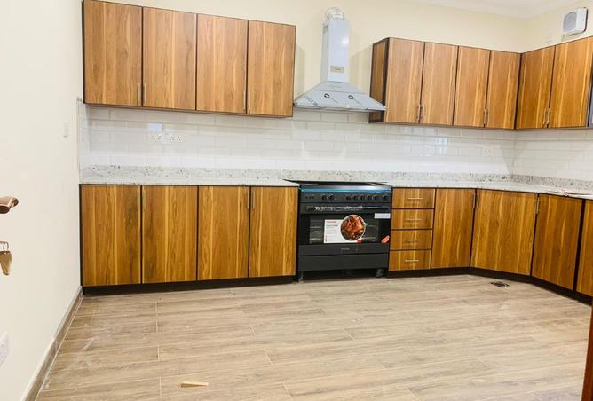 974799 - Property Image 2