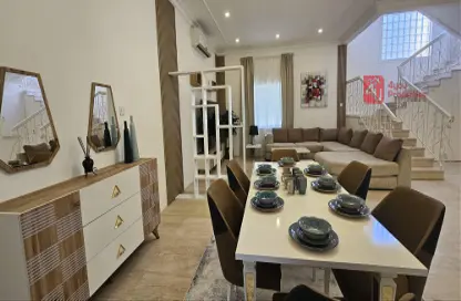 فيلا - 4 غرف نوم - 5 حمامات للايجار في الماحوز - المنامة - محافظة العاصمة