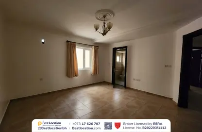 Apartment - 3 Bedrooms - 2 Bathrooms for rent in Sanad - Central Governorate
