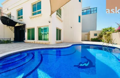 Villa - 4 Bedrooms - 6 Bathrooms for sale in Busaiteen - Muharraq Governorate