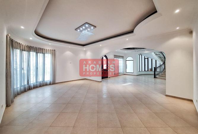 958709 - Property Image 2