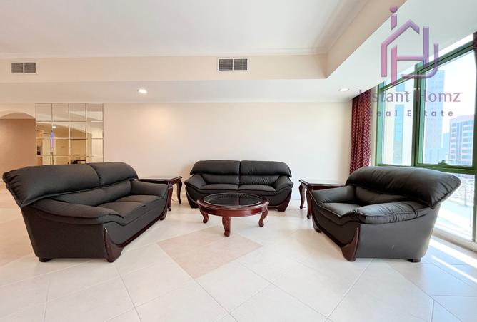 966397 - Property Image 2