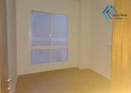 صورةغرفة فارغة لـ: شقة - 3 غرف نوم - 2 حمامات للكراء في جد علي - المحافظة الوسطى, صورة 1