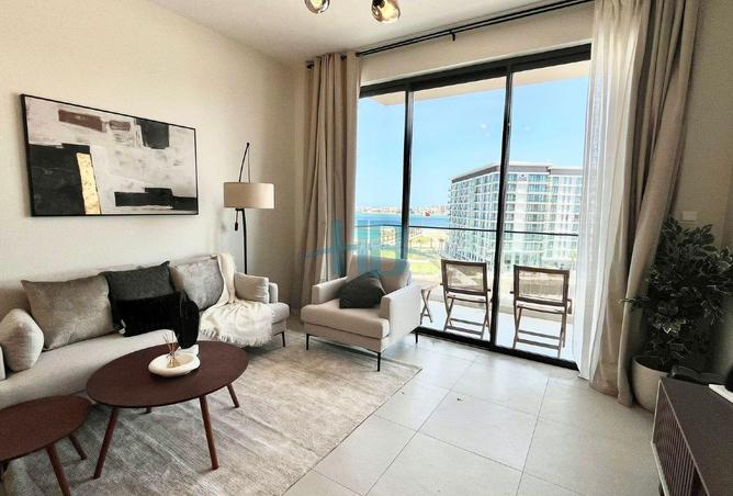 979848 - Property Image 2