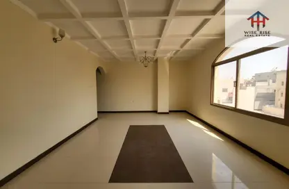 Apartment - 2 Bedrooms - 2 Bathrooms for rent in Arad - Muharraq Governorate