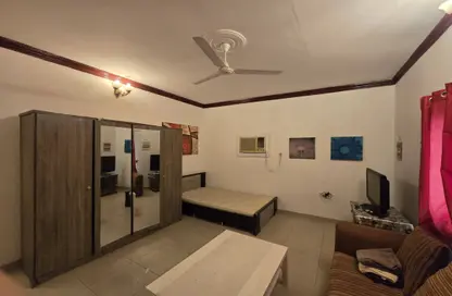 Apartment - Studio - 1 Bathroom for rent in Jid Ali - Central Governorate