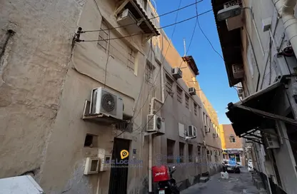 Villa - 4 Bedrooms - 3 Bathrooms for sale in Manama - Capital Governorate