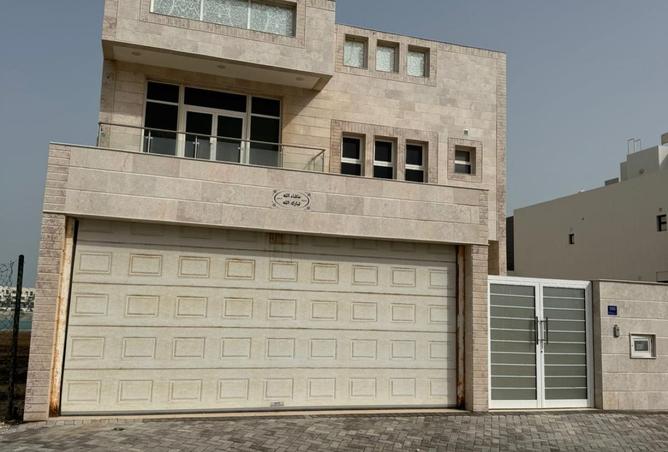 985361 - Property Image 3