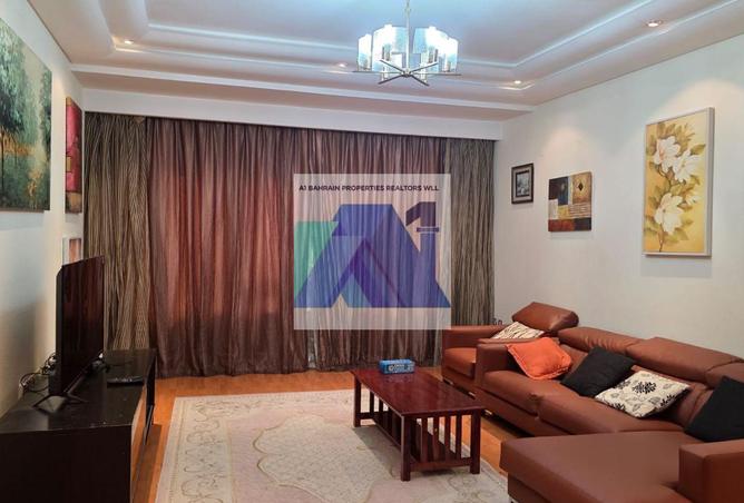 976390 - Property Image 2